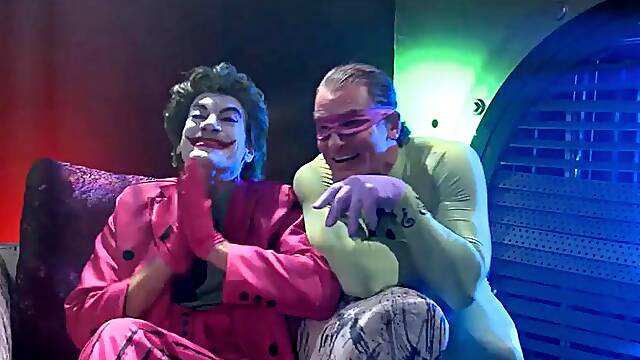 Catwoman helps Batman