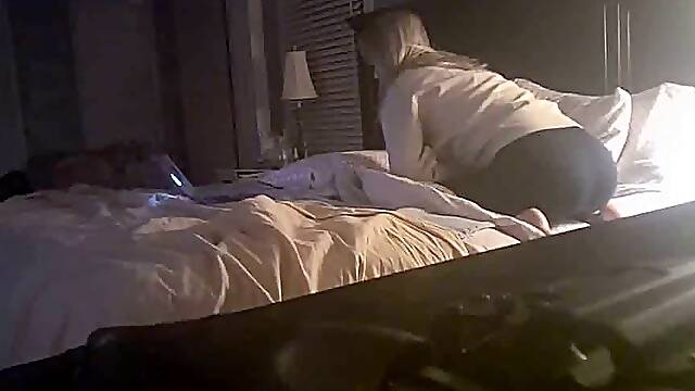 IPCAM – Australian girl masturbates with the pillow