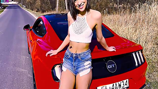 Bogini Ostro Zabawia Sie W Mustangu Od Dreamride Lodz 15 Min With Gypsy Queen