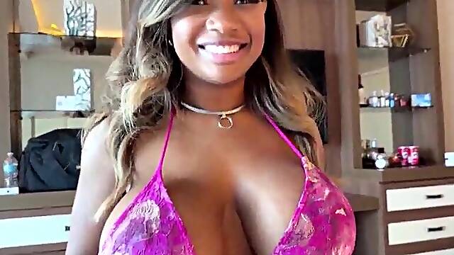 Sex Room Service with Giant Tit Black Bimbo
