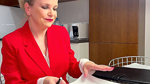 Real Estate Agent Convinced Me to Rent That Apartment