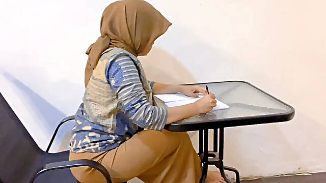 The Teacher Was First Involved in an Affair Scandal with the Principal